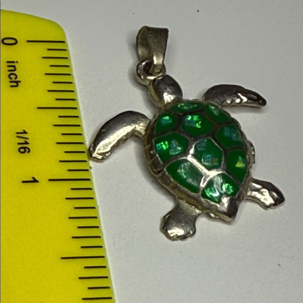 Silver tone (untested) Mexico Turtle Pendant jelly belly charm gorgeous color - Picture 14 of 16